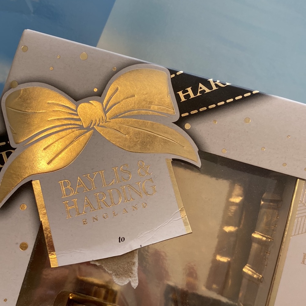 Baylis and Harding Gift Set New! - Picture 5 of 5